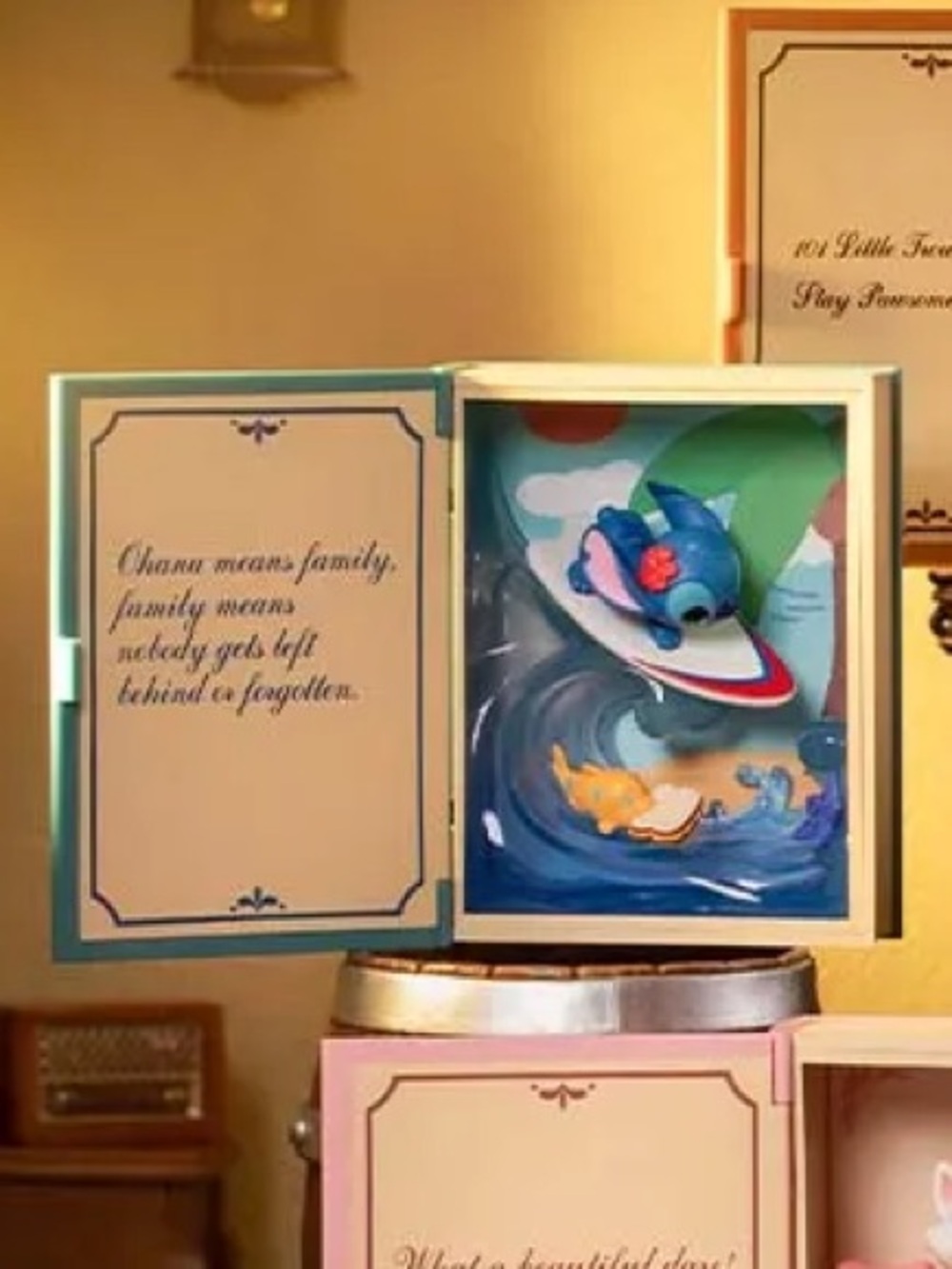 Pop Mart Storybook - Stitch